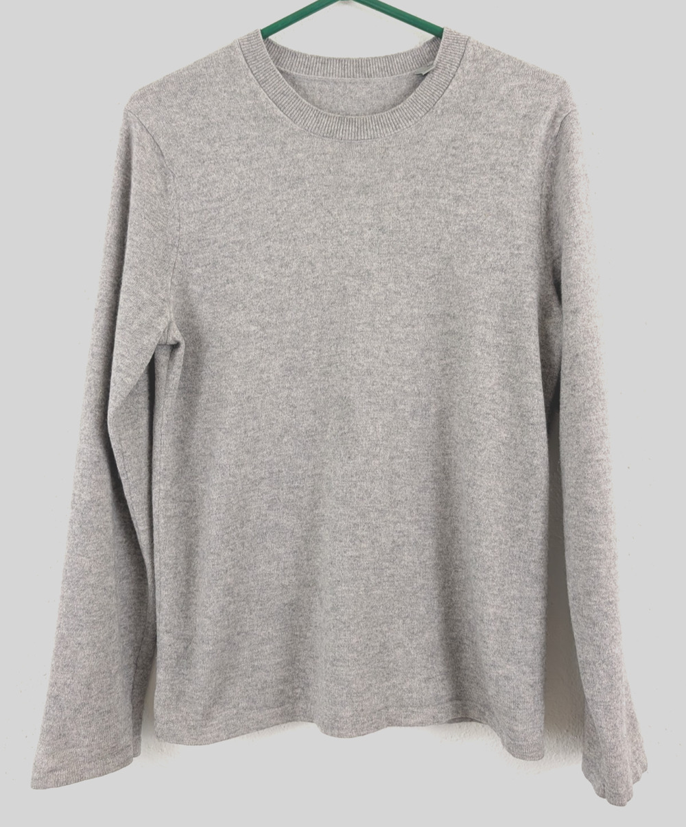 Vince men sz S 100% Cashmere Sweater gray long sleeves lightweight stretchy 2680